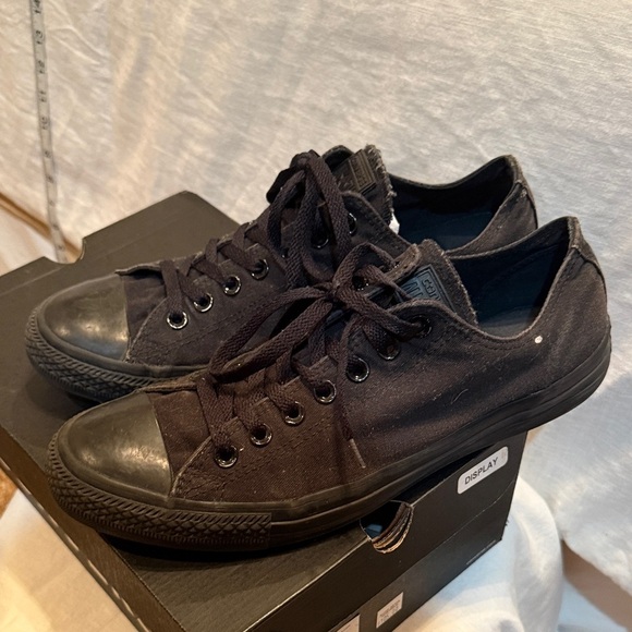 Converse Charcoal Canvas Sneakers men’s size 10 - Picture 5 of 12